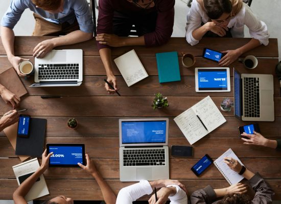 pexels-fauxels-3183150